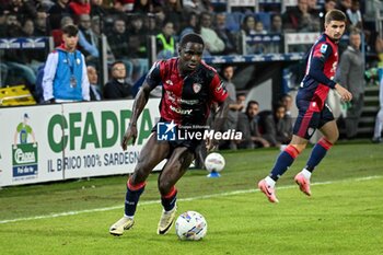 2024-11-09 - Zito Luvumbo of Cagliari Calcio - CAGLIARI CALCIO VS AC MILAN - ITALIAN SERIE A - SOCCER