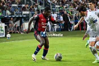 2024-11-09 - Zito Luvumbo of Cagliari Calcio - CAGLIARI CALCIO VS AC MILAN - ITALIAN SERIE A - SOCCER