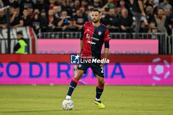 2024-11-09 - Mateusz Wieteska of Cagliari Calcio - CAGLIARI CALCIO VS AC MILAN - ITALIAN SERIE A - SOCCER