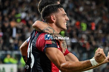 2024-11-09 - Gabriele Zappa of Cagliari Calcio, Esultanza, Joy After scoring goal, - CAGLIARI CALCIO VS AC MILAN - ITALIAN SERIE A - SOCCER