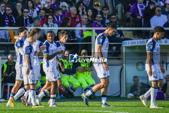 2024-11-10 - Verona's Suat Serdar celebrates with teammates after scoring the 1-1 goal - ACF FIORENTINA VS HELLAS VERONA FC - ITALIAN SERIE A - SOCCER