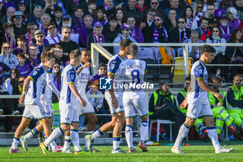 2024-11-10 - Verona's Suat Serdar celebrates with teammates after scoring the 1-1 goal - ACF FIORENTINA VS HELLAS VERONA FC - ITALIAN SERIE A - SOCCER