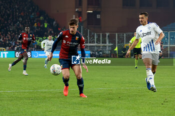 2024-11-07 - Serie A, Genova, Day 12, Stadio Ferraris, Genoa - Como, in the photo: Pinamonti and Kempf - GENOA CFC VS COMO 1907 - ITALIAN SERIE A - SOCCER