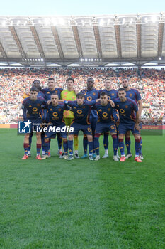 2024-11-10 - AS Roma team during the Italian Football Championship League A Enilive 2024/2025 match between AS Roma vs Bologna FC at the Olimpic Stadium in Rome on 10 November 2024. - AS ROMA VS BOLOGNA FC - ITALIAN SERIE A - SOCCER