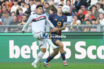 2024-11-10 - Bologna's Santiago Castro and Roma’s Gianluca Mancini during the Italian Football Championship League A Enilive 2024/2025 match between AS Roma vs Bologna FC at the Olimpic Stadium in Rome on 10 November 2024. - AS ROMA VS BOLOGNA FC - ITALIAN SERIE A - SOCCER