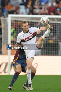 2024-11-10 - Bologna's Jesper Karlsson during the Italian Football Championship League A Enilive 2024/2025 match between AS Roma vs Bologna FC at the Olimpic Stadium in Rome on 10 November 2024. - AS ROMA VS BOLOGNA FC - ITALIAN SERIE A - SOCCER