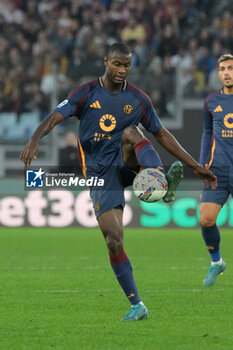 2024-11-10 - Roma’s Evan Ndicka during the Italian Football Championship League A Enilive 2024/2025 match between AS Roma vs Bologna FC at the Olimpic Stadium in Rome on 10 November 2024. - AS ROMA VS BOLOGNA FC - ITALIAN SERIE A - SOCCER