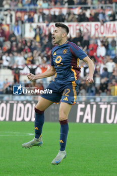 2024-11-10 - Roma’s Stephan El Shaarawy celebrates after scoring the goal 1-1 during the Italian Football Championship League A Enilive 2024/2025 match between AS Roma vs Bologna FC at the Olimpic Stadium in Rome on 10 November 2024. - AS ROMA VS BOLOGNA FC - ITALIAN SERIE A - SOCCER