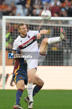 2024-11-10 - Bologna's Jesper Karlsson during the Italian Football Championship League A Enilive 2024/2025 match between AS Roma vs Bologna FC at the Olimpic Stadium in Rome on 10 November 2024. - AS ROMA VS BOLOGNA FC - ITALIAN SERIE A - SOCCER