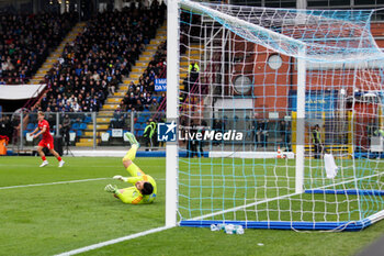 2024-11-24 - goal Yacine Adli(ACF Fiorentina) 1-0 Soccer - Italian ,Serie A - Como 1907 vs ACF Fiorentina , 2024-25 game at Stadio Giuseppe Sinigaglia in Como (CO), Italy, 24.11.2024. Photo by Marius Bunduc/LiveMedia - COMO 1907 VS ACF FIORENTINA - ITALIAN SERIE A - SOCCER