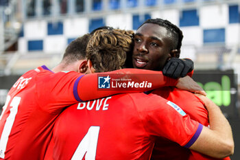 2024-11-24 - Moise Kean(ACF Fiorentina)celebrates his goal 2-0 Soccer - Italian ,Serie A - Como 1907 vs ACF Fiorentina , 2024-25 game at Stadio Giuseppe Sinigaglia in Como (CO), Italy, 24.11.2024. Photo by Marius Bunduc/LiveMedia - COMO 1907 VS ACF FIORENTINA - ITALIAN SERIE A - SOCCER