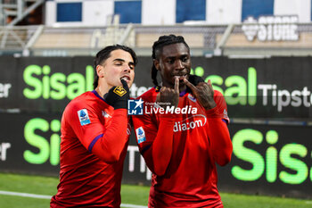 2024-11-24 - Moise Kean(ACF Fiorentina)celebrates his goal 2-0 Soccer - Italian ,Serie A - Como 1907 vs ACF Fiorentina , 2024-25 game at Stadio Giuseppe Sinigaglia in Como (CO), Italy, 24.11.2024. Photo by Marius Bunduc/LiveMedia - COMO 1907 VS ACF FIORENTINA - ITALIAN SERIE A - SOCCER