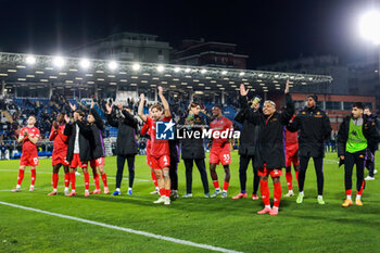 2024-11-24 - Edoardo Bove(ACF Fiorentina) Kean(ACF Fiorentina) and other teammates celebrate the victory during Soccer - Italian ,Serie A - Como 1907 vs ACF Fiorentina , 2024-25 game at Stadio Giuseppe Sinigaglia in Como (CO), Italy, 24.11.2024. Photo by Marius Bunduc/LiveMedia - COMO 1907 VS ACF FIORENTINA - ITALIAN SERIE A - SOCCER