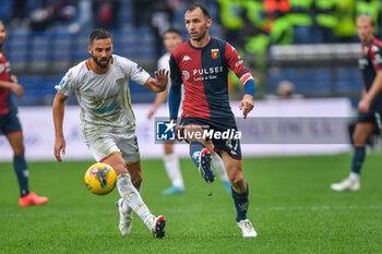 2024-11-24 - Leonardo Pavoletti (Cagliari) - Milan Badelj (Genoa) - GENOA CFC VS CAGLIARI CALCIO - ITALIAN SERIE A - SOCCER