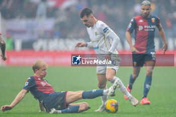 2024-11-24 - Morten Thorsby (Genoa) - Gianluca Gaetano (Cagliari) - GENOA CFC VS CAGLIARI CALCIO - ITALIAN SERIE A - SOCCER