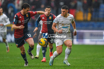 2024-11-24 - Mattia Bani (Genoa) - Roberto Piccoli (Cagliari) - GENOA CFC VS CAGLIARI CALCIO - ITALIAN SERIE A - SOCCER