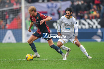 2024-11-24 - Morten Thorsby (Genoa) - Sebastiano Luperto (Cagliari) - GENOA CFC VS CAGLIARI CALCIO - ITALIAN SERIE A - SOCCER