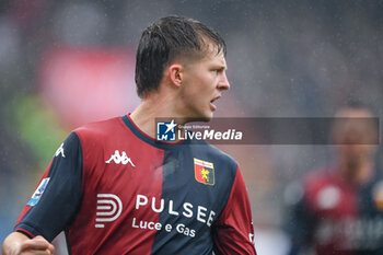 2024-11-24 - Morten Wetche Frendrup (Genoa) celebrates after scoring a goal 1 - 1 - GENOA CFC VS CAGLIARI CALCIO - ITALIAN SERIE A - SOCCER