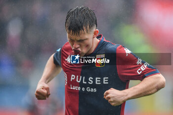 2024-11-24 - Morten Wetche Frendrup (Genoa) celebrates after scoring a goal 1 - 1 - GENOA CFC VS CAGLIARI CALCIO - ITALIAN SERIE A - SOCCER