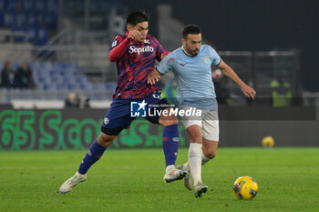 2024-11-24 - Lazio's Pedro and Bologna's Santiago Castro during the Italian Football Championship League A 2024/2025 match between SS Lazio vs Bologna FC at the Olimpic Stadium in Rome on 24 November 2024. - SS LAZIO VS BOLOGNA FC - ITALIAN SERIE A - SOCCER