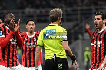 2024-11-23 - Protests of AC Milan during the Italian Serie A football match between AC Milan and FC Juventus on November 23, 2024 at Giuseppe Meazza San Siro Siro stadium in Milan, Italy - AC MILAN VS JUVENTUS FC - ITALIAN SERIE A - SOCCER