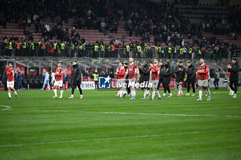 2024-11-23 - Team of AC Milan greeting the supporters at the end of the match after the Italian Serie A football match between AC Milan and FC Juventus on November 23, 2024 at Giuseppe Meazza San Siro Siro stadium in Milan, Italy - AC MILAN VS JUVENTUS FC - ITALIAN SERIE A - SOCCER