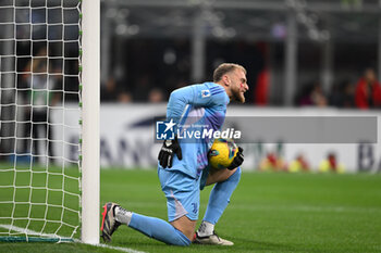 2024-11-23 - Michele Di Gregorio of Juventus FC reacts during the Italian Serie A football match between AC Milan and FC Juventus on November 23, 2024 at Giuseppe Meazza San Siro Siro stadium in Milan, Italy - AC MILAN VS JUVENTUS FC - ITALIAN SERIE A - SOCCER