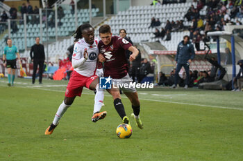 2024-11-24 - Gvidas Gineitis (Torino FC) vs Warren Bondo (AC Monza) - TORINO FC VS AC MONZA - ITALIAN SERIE A - SOCCER