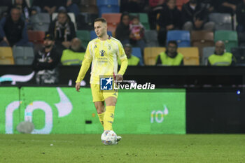 2024-11-02 - Teun Koopmeiners of Juventus FC play the ball during Udinese Calcio vs Juventus FC, 11° Serie A Enilive 2024-25 game at Bluenergy stadium in Udine (UD), Italy, on November 02, 2024. - UDINESE CALCIO VS JUVENTUS FC - ITALIAN SERIE A - SOCCER