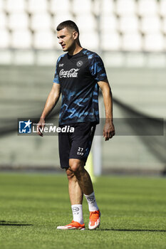 2024-07-26 - SSC Napoli's Italian defender Alessandro Buongiorno during SSC Napoli's 2024-25 preseason training camp in Castel Di Sangro, Abruzzo, Italy. - NAPOLI - PRESS CONFERENCE AND TRAINING - ITALIAN SERIE A - SOCCER