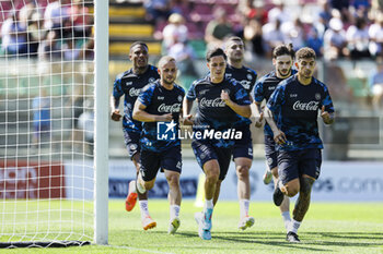 2024-07-26 - SSC Napoli's Italian defender Alessandro Buongiorno, Napoli's Italian midfielder Michael Folorunsho, Napoli's Georgian forward Khvicha Kvaratskhelia, Napoli's Slovak midfielder Stanislav Lobotka, SSC Napoli's Italian forward Giacomo Raspadori and Napoli's Italian defender Giovanni Di Lorenzo during SSC Napoli's 2024-25 preseason training camp in Castel Di Sangro, Abruzzo, Italy. - NAPOLI - PRESS CONFERENCE AND TRAINING - ITALIAN SERIE A - SOCCER