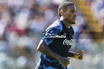 2024-07-26 - Napoli's Italian midfielder Michael Folorunsho during SSC Napoli's 2024-25 preseason training camp in Castel Di Sangro, Abruzzo, Italy. - NAPOLI - PRESS CONFERENCE AND TRAINING - ITALIAN SERIE A - SOCCER