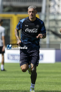 2024-07-26 - Napoli's Italian defender Pasquale Mazzocchi during SSC Napoli's 2024-25 preseason training camp in Castel Di Sangro, Abruzzo, Italy. - NAPOLI - PRESS CONFERENCE AND TRAINING - ITALIAN SERIE A - SOCCER