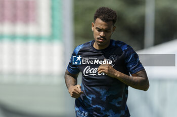 2024-07-26 - Napoli's Belgian forward Cyril Ngonge during SSC Napoli's 2024-25 preseason training camp in Castel Di Sangro, Abruzzo, Italy. - NAPOLI - PRESS CONFERENCE AND TRAINING - ITALIAN SERIE A - SOCCER