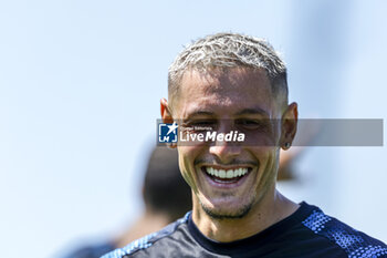 2024-07-26 - Napoli's Italian defender Pasquale Mazzocchi during SSC Napoli's 2024-25 preseason training camp in Castel Di Sangro, Abruzzo, Italy. - NAPOLI - PRESS CONFERENCE AND TRAINING - ITALIAN SERIE A - SOCCER