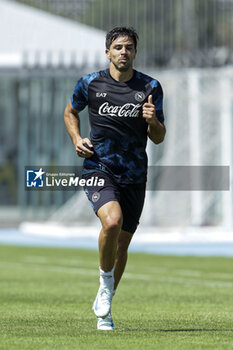 2024-07-26 - Napoli's Argentinian forward Giovanni Simeone during SSC Napoli's 2024-25 preseason training camp in Castel Di Sangro, Abruzzo, Italy. - NAPOLI - PRESS CONFERENCE AND TRAINING - ITALIAN SERIE A - SOCCER