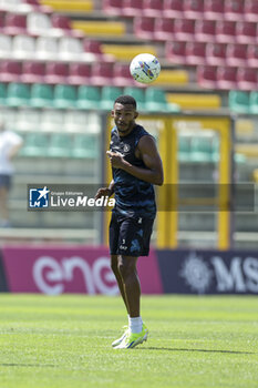 2024-07-26 - Napoli's Brazilian defender Juan Jesus during SSC Napoli's 2024-25 preseason training camp in Castel Di Sangro, Abruzzo, Italy. - NAPOLI - PRESS CONFERENCE AND TRAINING - ITALIAN SERIE A - SOCCER