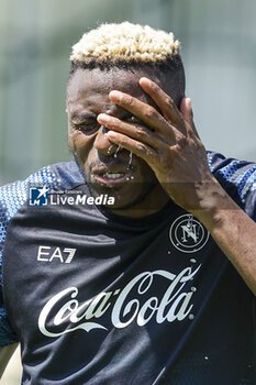 2024-07-26 - Napoli's Nigerian forward Victor Osimhen during SSC Napoli's 2024-25 preseason training camp in Castel Di Sangro, Abruzzo, Italy. - NAPOLI - PRESS CONFERENCE AND TRAINING - ITALIAN SERIE A - SOCCER