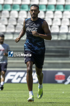 2024-07-26 - Napoli's Brazilian defender Juan Jesus during SSC Napoli's 2024-25 preseason training camp in Castel Di Sangro, Abruzzo, Italy. - NAPOLI - PRESS CONFERENCE AND TRAINING - ITALIAN SERIE A - SOCCER