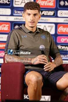 2024-07-26 - Press conference of Napoli's Italian defender Giovanni Di Lorenzo during SSC Napoli's 2024-25 preseason training camp in Castel Di Sangro, Abruzzo, Italy. - NAPOLI - PRESS CONFERENCE AND TRAINING - ITALIAN SERIE A - SOCCER