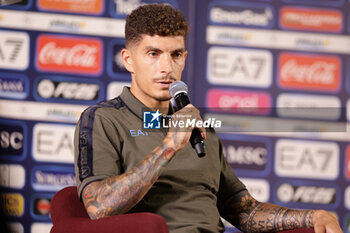 2024-07-26 - Press conference of Napoli's Italian defender Giovanni Di Lorenzo during SSC Napoli's 2024-25 preseason training camp in Castel Di Sangro, Abruzzo, Italy. - NAPOLI - PRESS CONFERENCE AND TRAINING - ITALIAN SERIE A - SOCCER