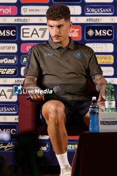 2024-07-26 - Press conference of Napoli's Italian defender Giovanni Di Lorenzo during SSC Napoli's 2024-25 preseason training camp in Castel Di Sangro, Abruzzo, Italy. - NAPOLI - PRESS CONFERENCE AND TRAINING - ITALIAN SERIE A - SOCCER