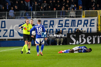 2024-10-31 - Pedro Rodriguez (S.S.Lazio)shows the red card during Soccer - Italian ,Serie A - Como 1907 vs S.S.Lazio, 2024-25 game at Stadio Giuseppe Sinigaglia in Como (CO), Italy, 31.10.2024. Photo by Marius Bunduc/LiveMedia - COMO 1907 VS SS LAZIO - ITALIAN SERIE A - SOCCER