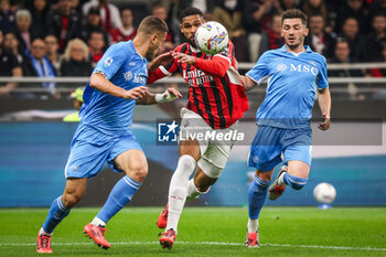 2024-10-29 - Ruben LOFTUS-CHEEK of AC Milan and Billy GILMOUR of Napoli during the Italian championship Serie A football match between AC Milan and SSC Napoli on 29 October 2024 at San Siro stadium in Milan, Italy - FOOTBALL - ITALIAN CHAMP - MILAN V NAPOLI - ITALIAN SERIE A - SOCCER