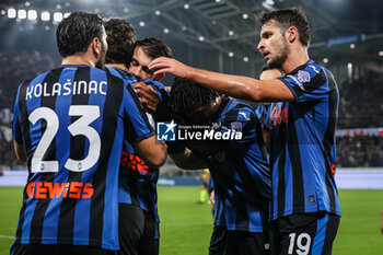 2024-10-30 - Lazar SAMARDZIC of Atalanta celebrate his goal with teammates during the Italian championship Serie A football match between Atalanta BC and AC Monza on 30 October 2024 at Gewiss Stadium in Bergamo, Italy - ATALANTA VS MONZA - ITALIAN SERIE A - SOCCER