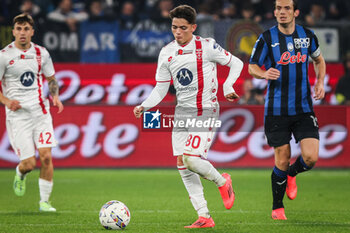 2024-10-30 - Samuele VIGNATO of AC Monza during the Italian championship Serie A football match between Atalanta BC and AC Monza on 30 October 2024 at Gewiss Stadium in Bergamo, Italy - ATALANTA VS MONZA - ITALIAN SERIE A - SOCCER