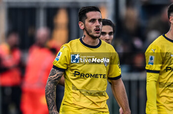 2024-11-09 - Parma’s Emanuele Valeri celebrates after scoring a goal - VENEZIA FC VS PARMA CALCIO - ITALIAN SERIE A - SOCCER