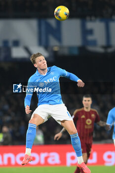 2024-11-24 - Scott McTominay of SSC Napoli in action during the Serie A Enilive between SSC Napoli vs AS Roma at Diego Armando Maradona Stadium - SSC NAPOLI VS AS ROMA - ITALIAN SERIE A - SOCCER