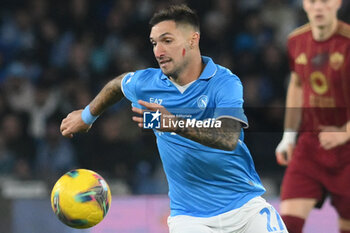 2024-11-24 - Matteo Politano of SSC Napoli in action during the Serie A Enilive between SSC Napoli vs AS Roma at Diego Armando Maradona Stadium - SSC NAPOLI VS AS ROMA - ITALIAN SERIE A - SOCCER