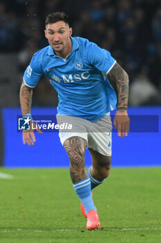 2024-11-24 - Matteo Politano of SSC Napoli in action during the Serie A Enilive between SSC Napoli vs AS Roma at Diego Armando Maradona Stadium - SSC NAPOLI VS AS ROMA - ITALIAN SERIE A - SOCCER